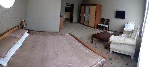 Фотографии гостиницы 
            Айдана Плаза
