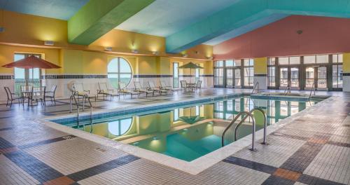 Фотография гостиницы Holiday Inn Express & Suites Springfield, an IHG Hotel