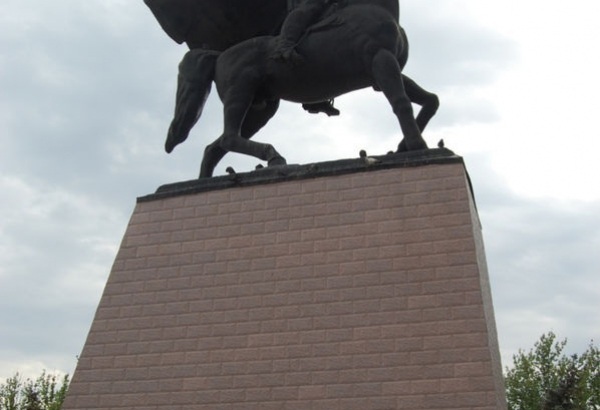Фотография памятника Памятник В.И. Чапаеву