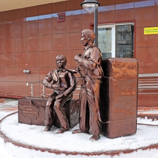 Фотография памятника Памятник Предпринимателям-челнокам