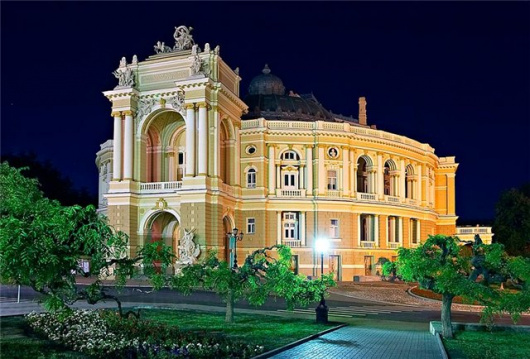 Фотографии театра 
            Одесский государственный академический театр оперы и балета