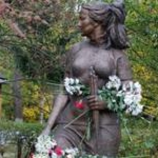 Фотография памятника Памятник Т. Яблонской