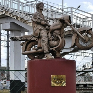 Фотография памятника Памятник Виктору Цою