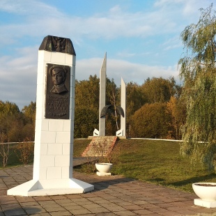 Фотография памятника Мемориальный комплекс, посвященный солдату Георгию Жукову