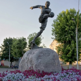 Фотография памятника Памятник Всеволоду Боброву