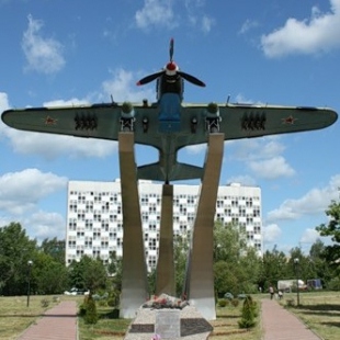 Фотография памятника Памятник Штурмовик ИЛ-2