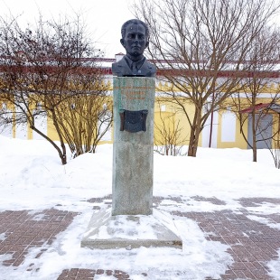 Фотография памятника Памятник композитору Н.П. Будашкину