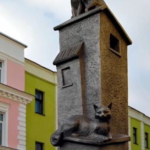 Фотография памятника Скульптурная композиция Старый город (влюбленные коты)