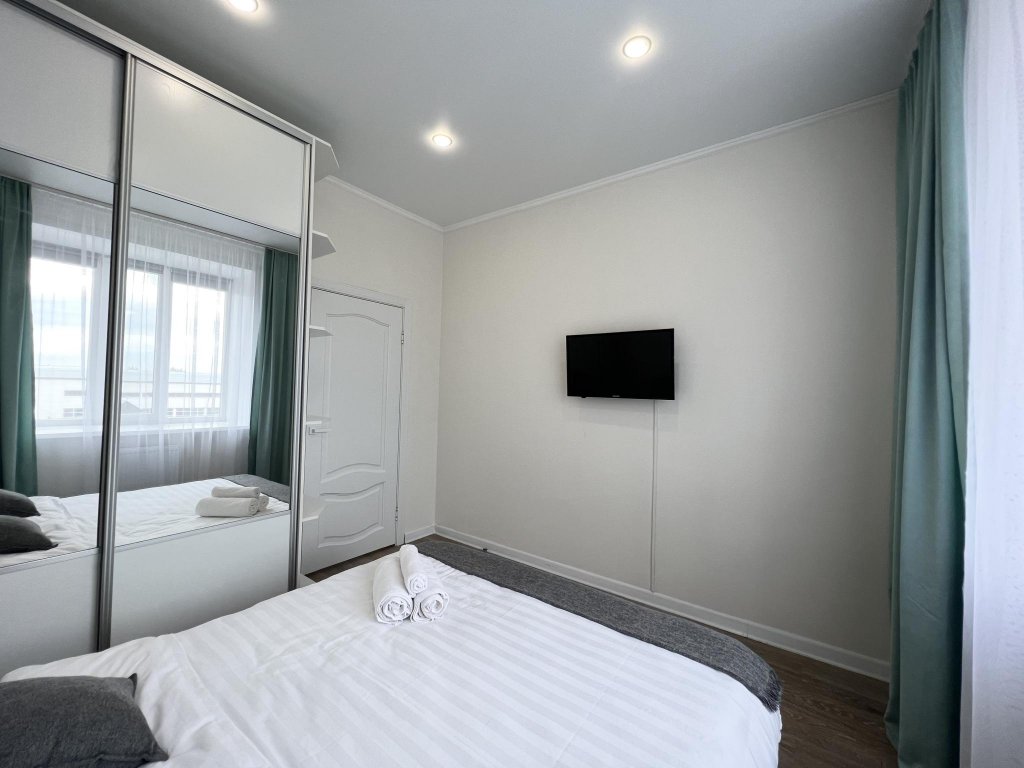 Фотография квартиры Live (Лайв) на улице Камзина 41/3