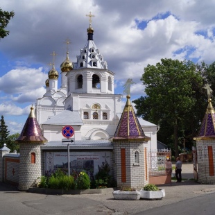 Фотография достопримечательности Петро-Павловский монастырь