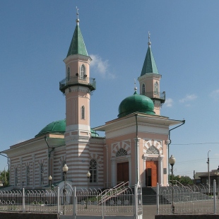 Фотография достопримечательности Двухминаретная соборная мечеть