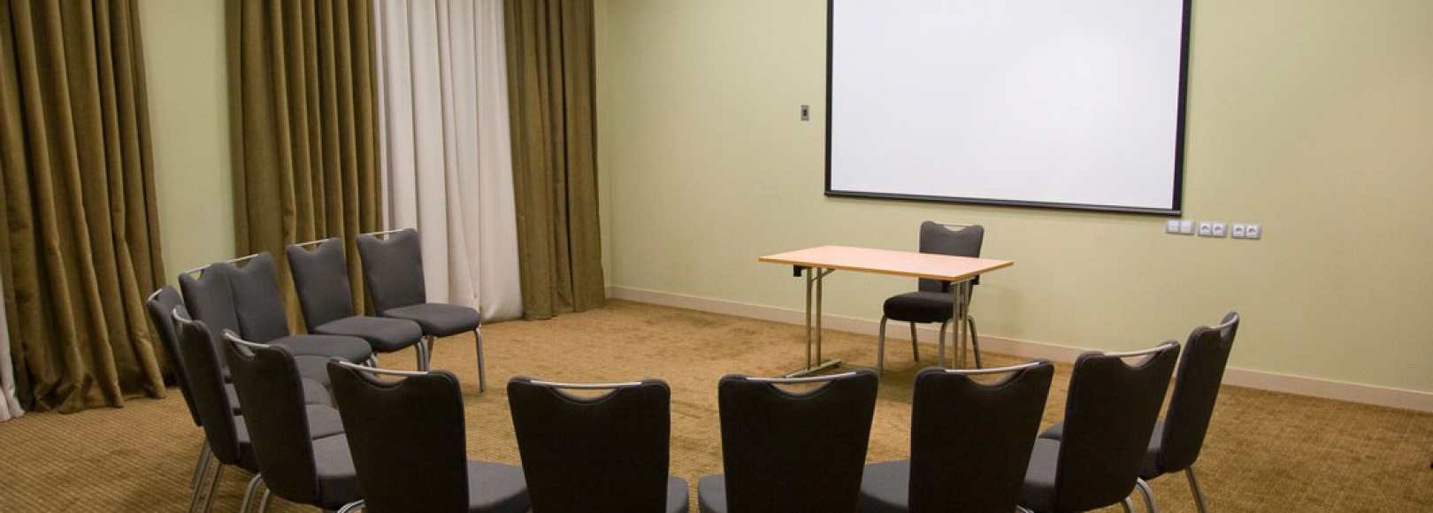 Фотография конференц-зала Волгоград