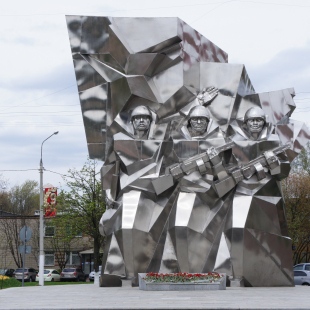 Фотография памятника Памятник курсантам подольских военных училищ