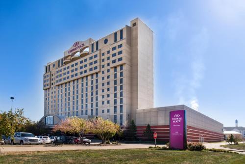 Фотография гостиницы Crowne Plaza Springfield Convention Center, an IHG Hotel