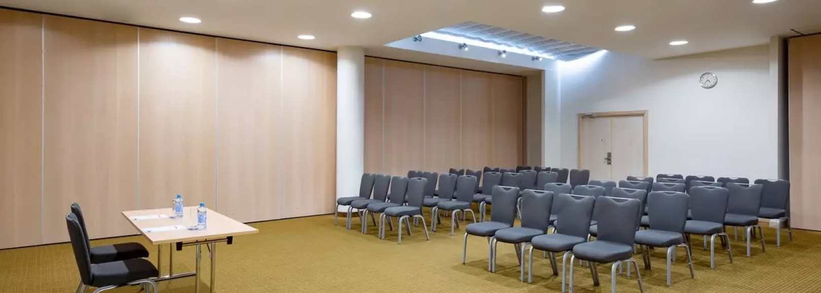 Фотография конференц-зала Казань