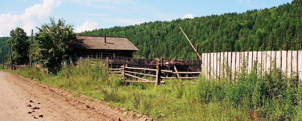 Деревни в иркутском районе. Деревня Тюменцева Иркутская область. Деревня Подъельник Киренский район Иркутская область. Деревня Тюменцева Качугский район. Деревня Толмачева Качугского района.