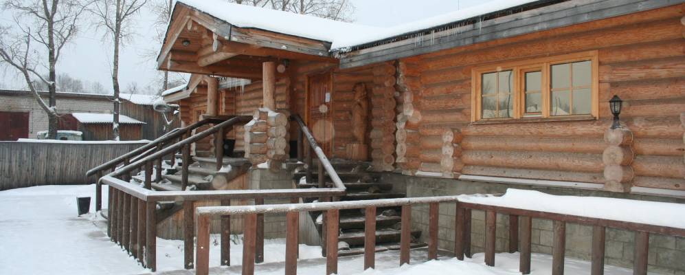 Погода октябрьский устьянский архангельской. Посёлок Октябрьский Архангельская область Устьянский район. П Октябрьский Устьянского района Архангельской. Поселок Октябрьский Устьянский район. Гостиница Октябрьская Устьянский район Архангельская область.