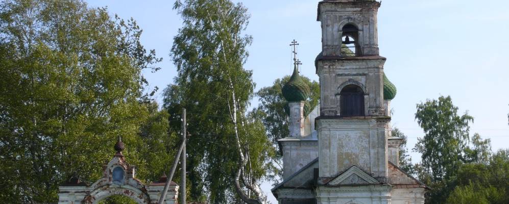 Починки ярославль. Село Спасское Ярославской области Угличский район. Храм на Молокше Угличского района. Угличский район деревня Новоселки. Ярославская область Большесельский район деревня Никольское.