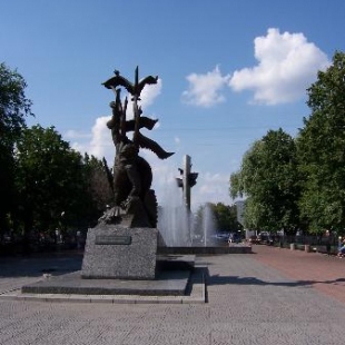 Фотография достопримечательности Площадь Героев Великой Отечественной войны