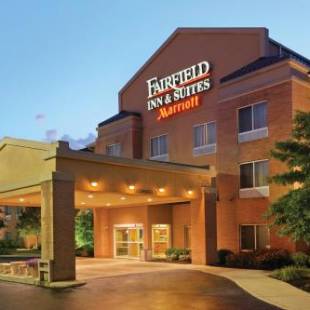 Фотографии гостиницы 
            Fairfield Inn & Suites Akron South