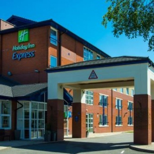 Фотография гостиницы Holiday Inn Express Burton on Trent, an IHG Hotel