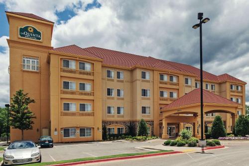 Фотография гостиницы La Quinta by Wyndham Stillwater -University Area