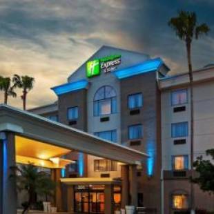 Фотографии гостиницы 
            Holiday Inn Express & Suites - Pharr, an IHG Hotel