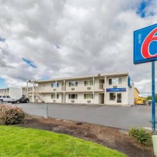 Фотографии гостиницы 
            Motel 6-Beaverton, OR