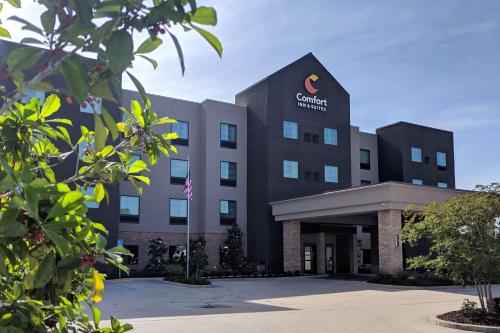 Фотография гостиницы Comfort Inn & Suites Slidell