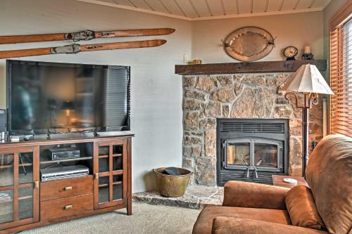 Фотография гостевого дома Eagles Nest Crested Butte Townhome with Mtn Views
