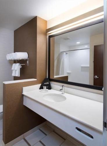 Фотография гостиницы Fairfield Inn & Suites by Marriott Lynchburg Liberty University