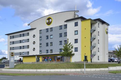 Фотография гостиницы B&B Hotel Oberhausen am Centro