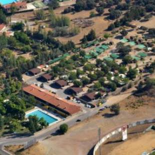 Фотографии базы отдыха 
            Hostal - Bungalows Camping Cáceres