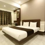 Фотография гостиницы Hotel Madhuri Executive