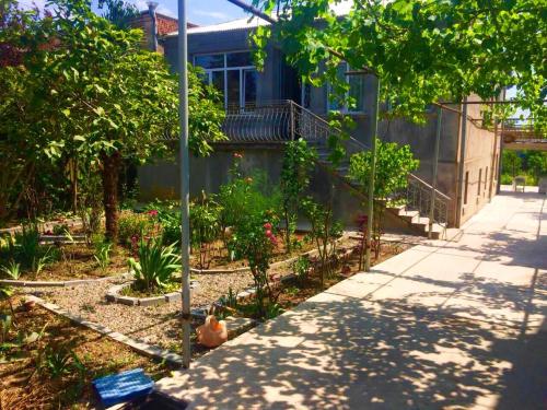 Фотография мини отеля Hostel FORREST