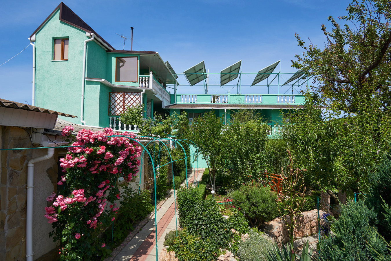 Фотография мини отеля Малиновая,10