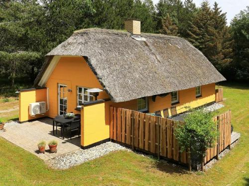 Фотография гостевого дома Holiday home Ulfborg XXIII