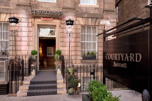 Фотография гостиницы Courtyard by Marriott Edinburgh