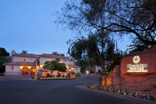 Фотография гостиницы Sheraton Desert Oasis Villas, Scottsdale