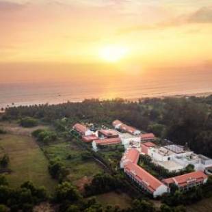 Фотографии гостиницы 
            Planet Hollywood Beach Resort Goa