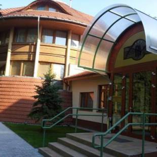 Фотографии гостиницы 
            Fenyves Wellness Hotel Békéscsaba