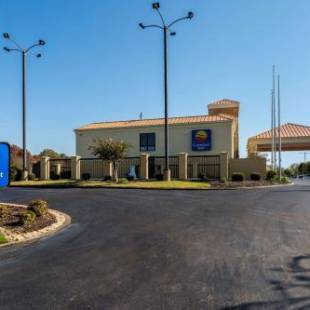 Фотографии гостиницы 
            Comfort Inn Brownsville I-40