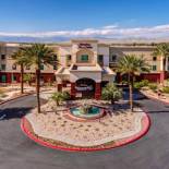 Фотография гостиницы Hampton Inn & Suites Palm Desert