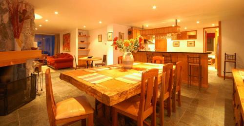 Фотография гостевого дома Casa Farellones Lower Apartment