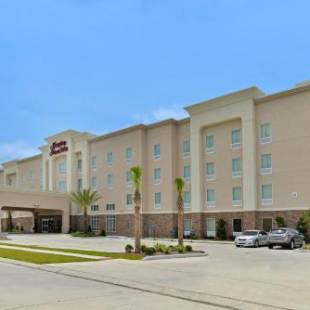 Фотографии гостиницы 
            Hampton Inn & Suites Harvey