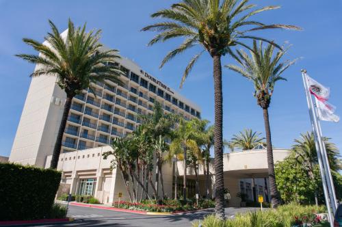Фотография гостиницы DoubleTree by Hilton Torrance - South Bay