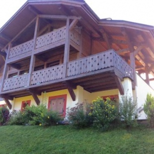 Фотография гостевого дома Chalet Amitie 100 m slopes LA TURCHE, 250 m city center