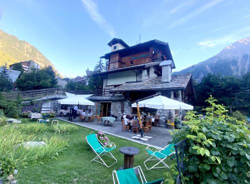 Фотографии гостиницы 
            Hotel Walser Courmayeur