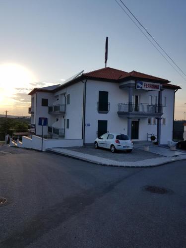 Фотография гостевого дома Ferrinho