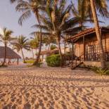 Фотография гостиницы Petit Lafitte Beach Front Hotel & Bungalows